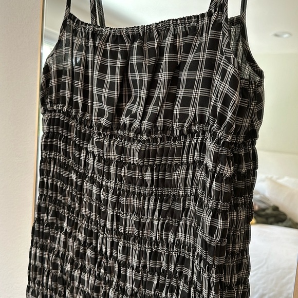 Finders Keepers checkered ruched dress - Picture 2 of 5